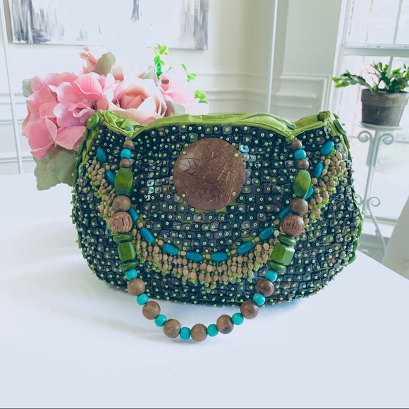 (1406) VINTAGE CEBU BEADED HANDBAG WITH WOODEN BEADS HANDLE - Picture 16 of 16